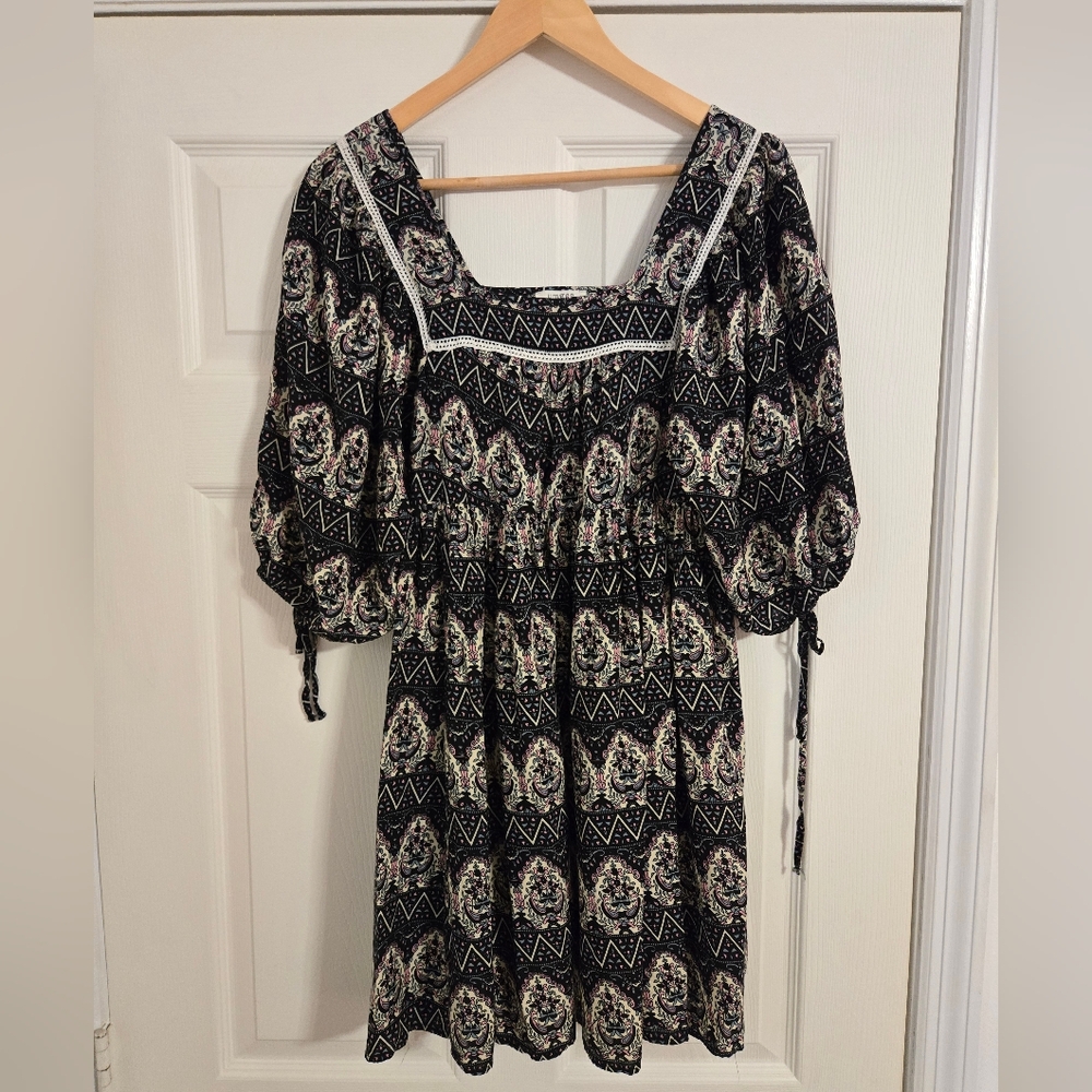 Umgee Bohemian Black and White Patterned mini Dress POCKETS size medium